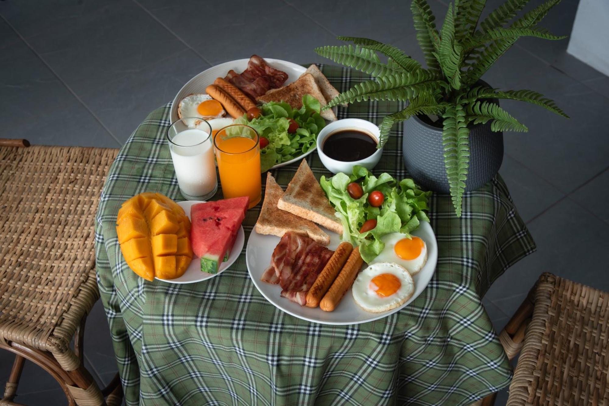 Bania Boutique House Hotel Khao Lak Exterior photo