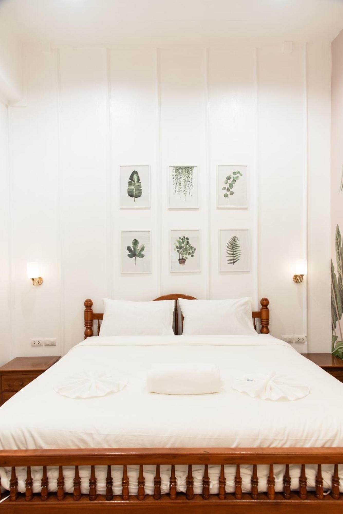 Bania Boutique House Hotel Khao Lak Exterior photo